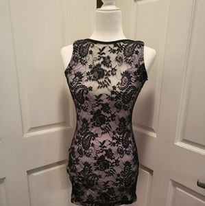BLACK LACE MINI DRESS
